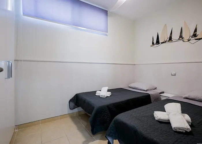 Piteras Apartman Arona